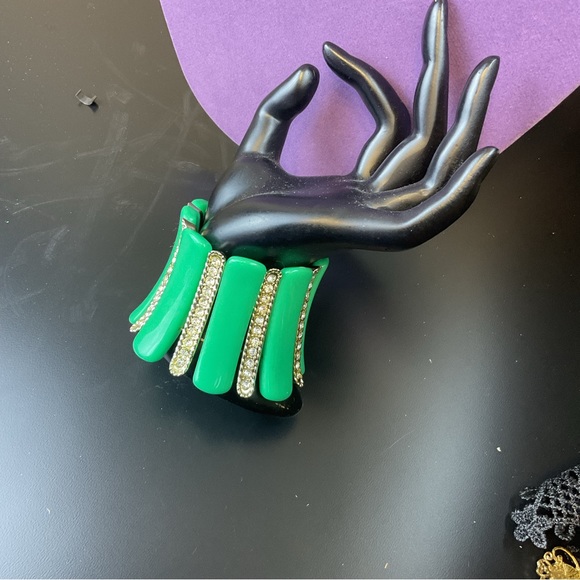 Green and silver  stretchy adjustable bracelet with faux diamonds/ rhinestones - Picture 4 of 11